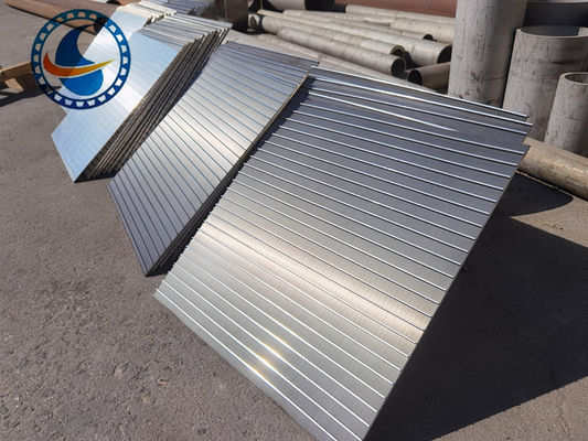 Placas de pantalla de acero inoxidable de 620 mm de ancho AISI 316L con superficie de lavado con ácido